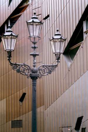 Jüdisches Museum, Daniel Liebeskind, Berlin, Deutschland, Fassade,Jüdisches,Museum,Berlin,Daniel,Liebeskind,Strassenlampe