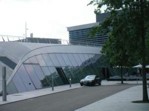 Mercedesmuseum Stuttgart, UN Studio, Stuttgart, deutschland, Gastronomiebereich, Mercedes, Museum, Ausstellungsbau, Amorph, Helix, Rampen, fließender Raum