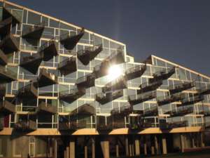 VM Wohngebäude, BIG architects group mit Bjarke Ingels, Kopenhagen, daenemark, Glasfassade, Balkon, BIG, Kopenhagen