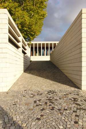 Literaturmuseum der Moderne, David Chipperfield Architects, Marbach am Neckar, deutschland, Rampenaufgang