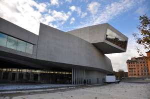 MAXXI Museum, Zaha Hadid, Rom, Italien, Sichtbeton,flächig,monolithisch,skulptural