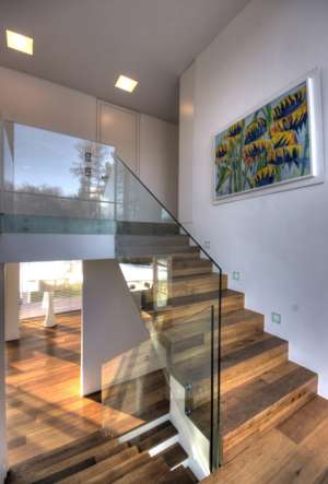 Einfamilienhaus, Matthias Maier, Innsbruck, Österreich, Treppe,Glasfassade,Holz,Ganzglasbrüstung