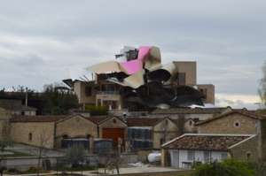Hotel Marques de Riscal, Frank O. Gehry Architects, Elciego, Spain, 