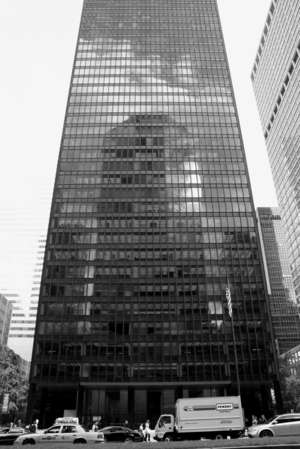 Seagram Buiöding, Ludwig Mies van der Rohe, New York City, USA, Curtain-Wall-Fassade,Stahlskelettbau