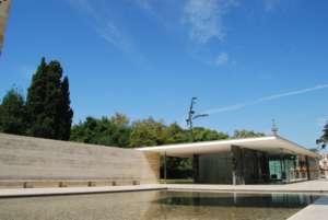 Barcelona pavilion, Ludwig Mies van der Rohe, Barcelona , spain, 