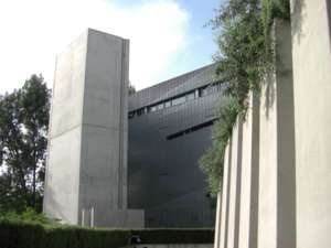 Jüdisches Museum, Daniel Libeskind, Berlin, Deutschland, Fassadenansicht,Stehlen,Beton